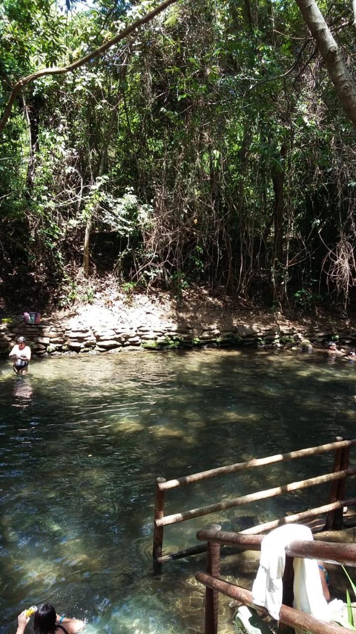 Aguas Da Serra Com Acesso Ao Rio E Vista Pra Serra Rio Quente Kültér fotó